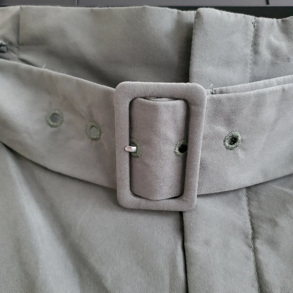 a new day‎ NWT Target Women's Hi-rise Belted Short in Olive Green Size 8